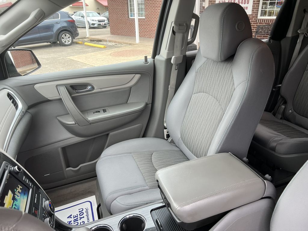 2016 Chevrolet Traverse Image 11