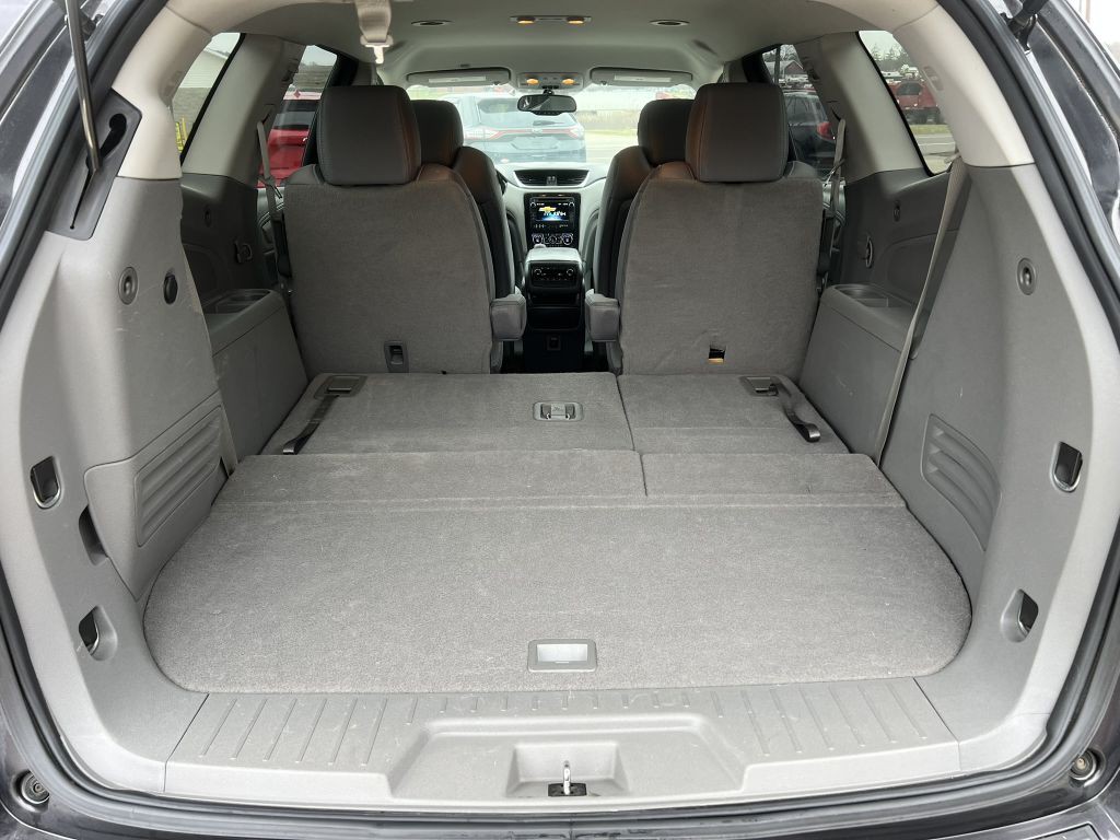 2016 Chevrolet Traverse Image 16