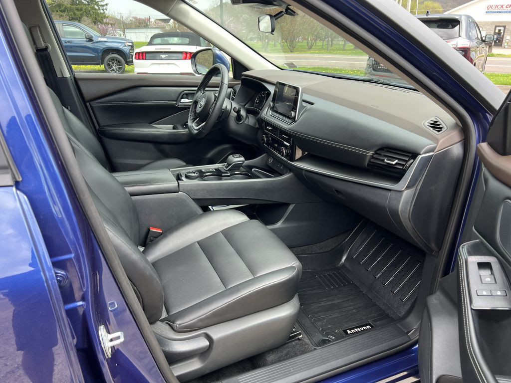 2023 Nissan Rogue Image 8