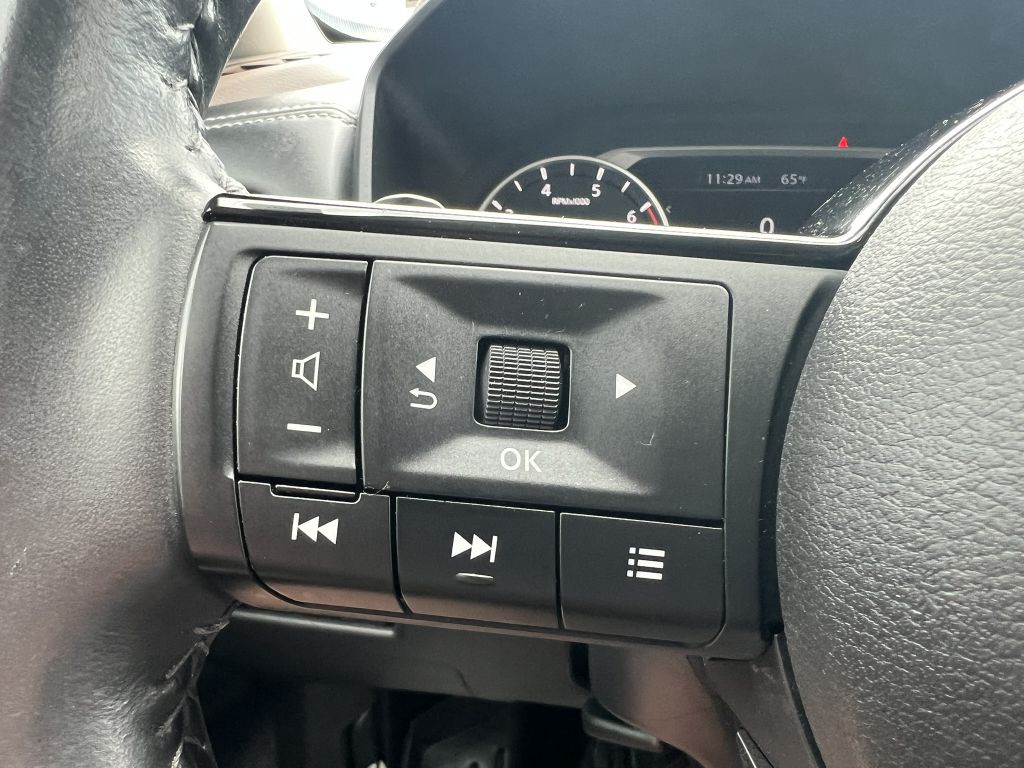 2023 Nissan Rogue Image 17