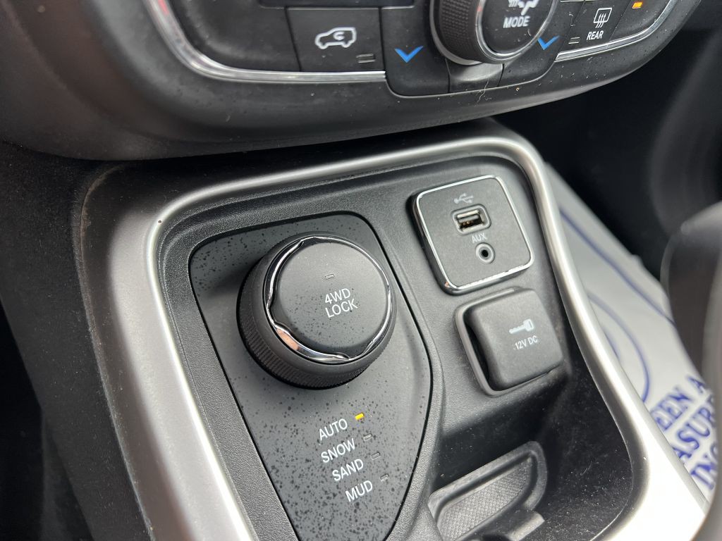 2018 Jeep Compass Image 8