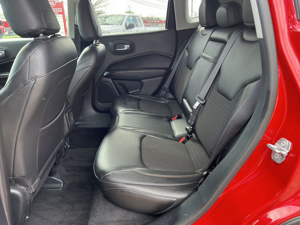 2018 Jeep Compass Image 12