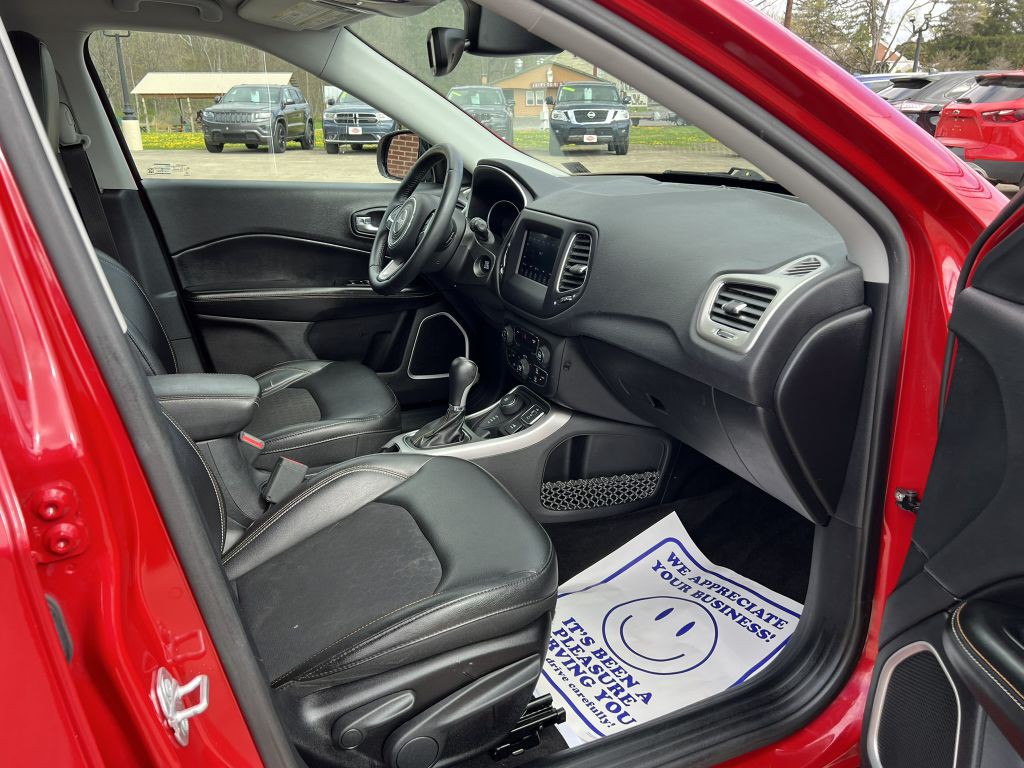 2018 Jeep Compass Image 13