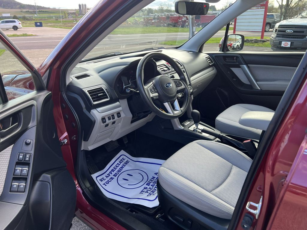 2018 Subaru Forester Image 14