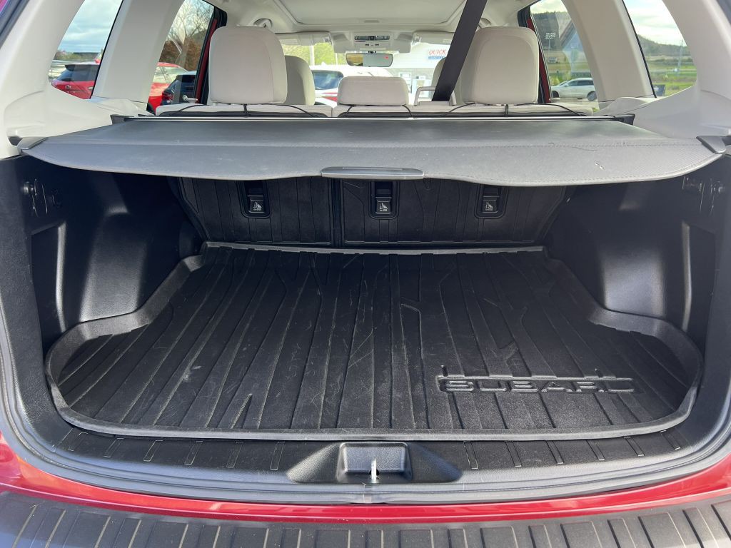 2018 Subaru Forester Image 16