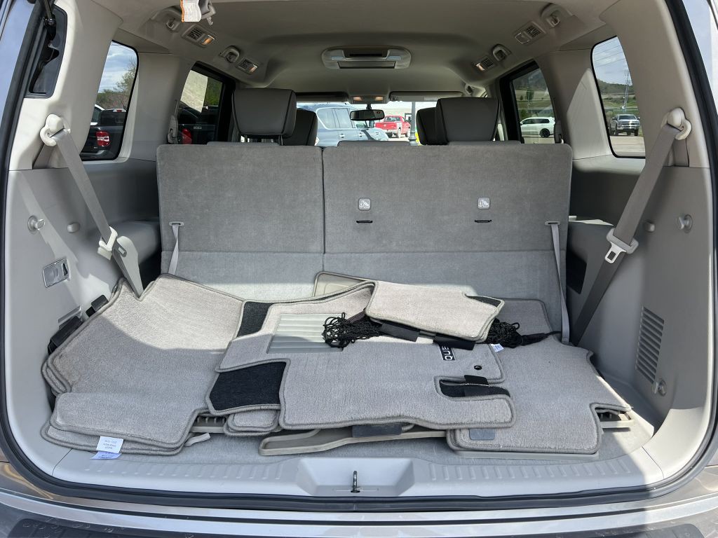 2015 Nissan Quest Image 16