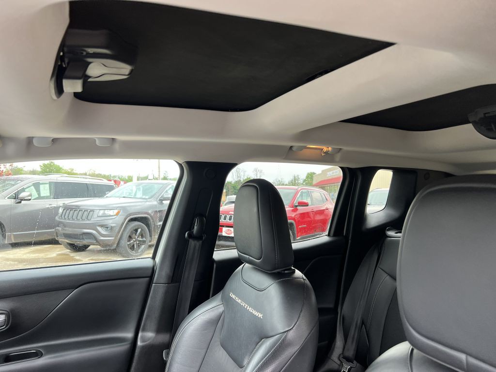 2017 Jeep Renegade Image 12