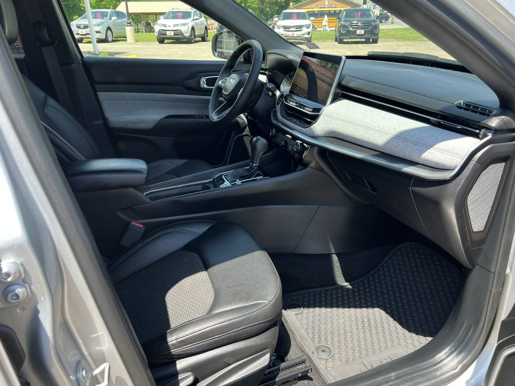2024 Jeep Compass Image 14