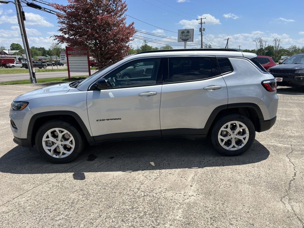 2024 Jeep Compass Image 18