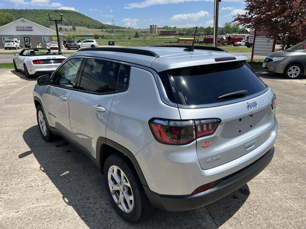 2024 Jeep Compass Image 19