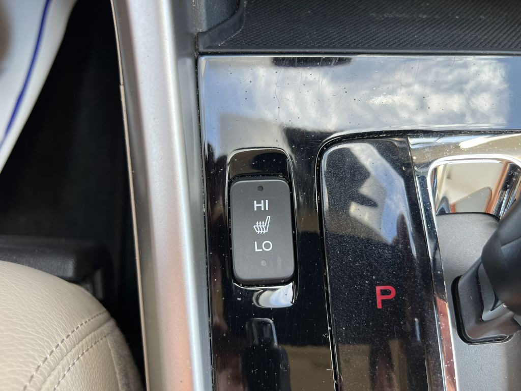 2017 Honda Accord Image 9