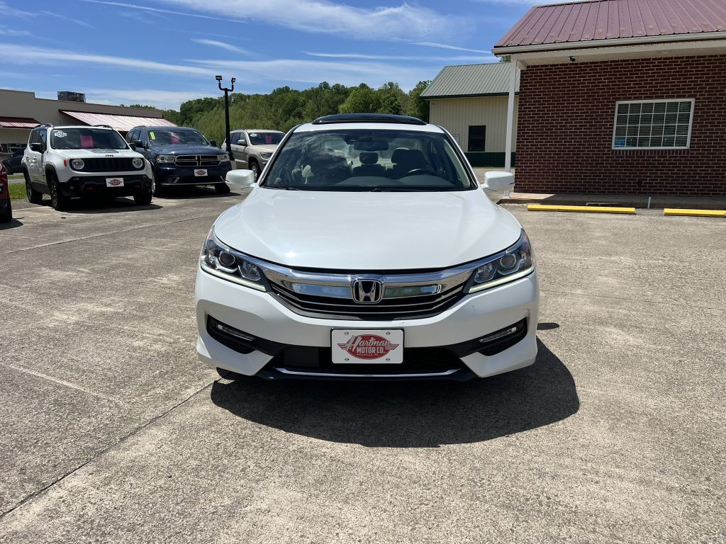 2017 Honda Accord Image 19