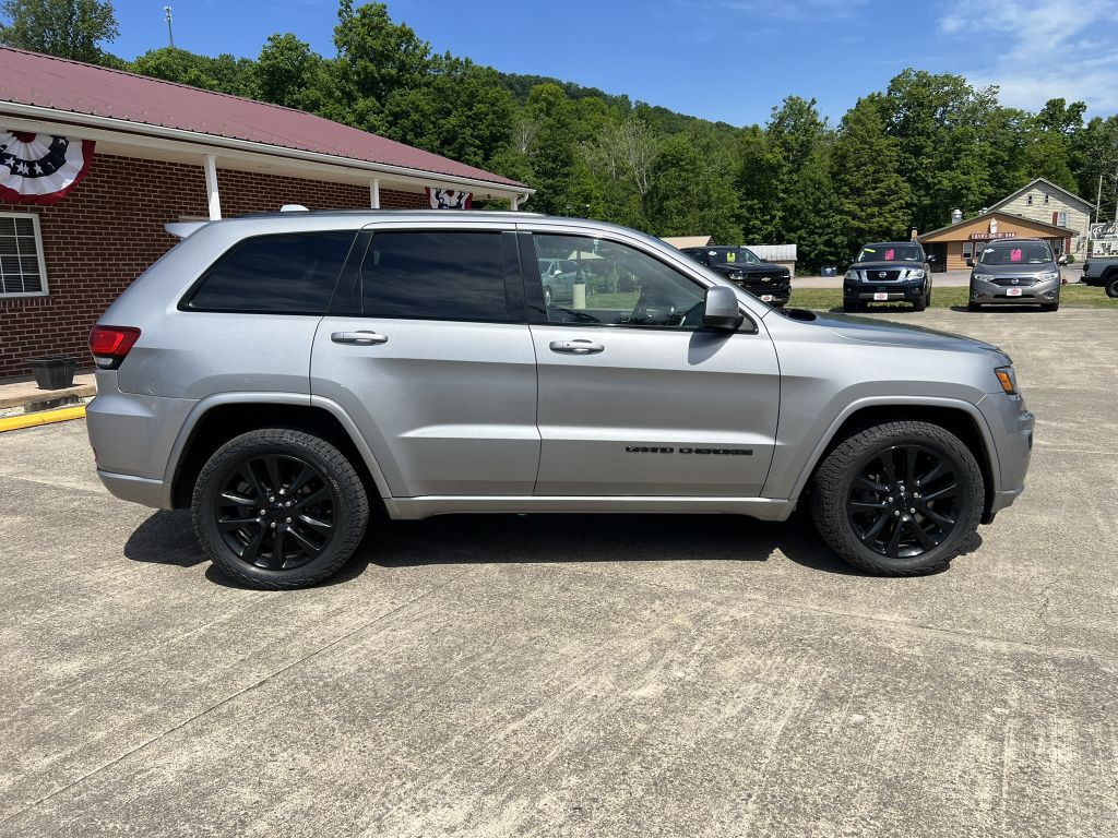 2018 Jeep Grand Cherokee Image 1
