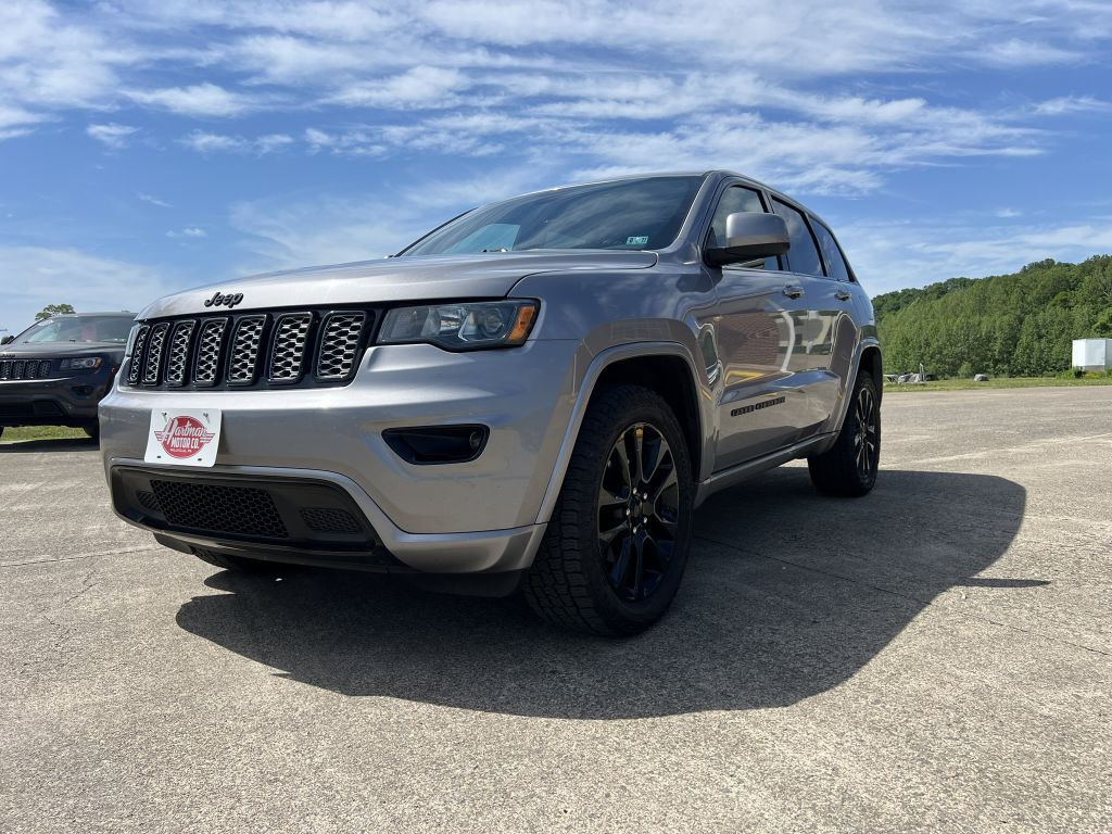 2018 Jeep Grand Cherokee Image 2