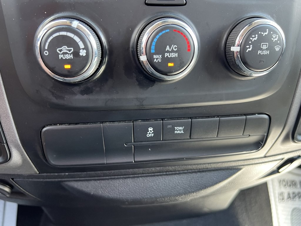 2016 RAM 1500 Image 8