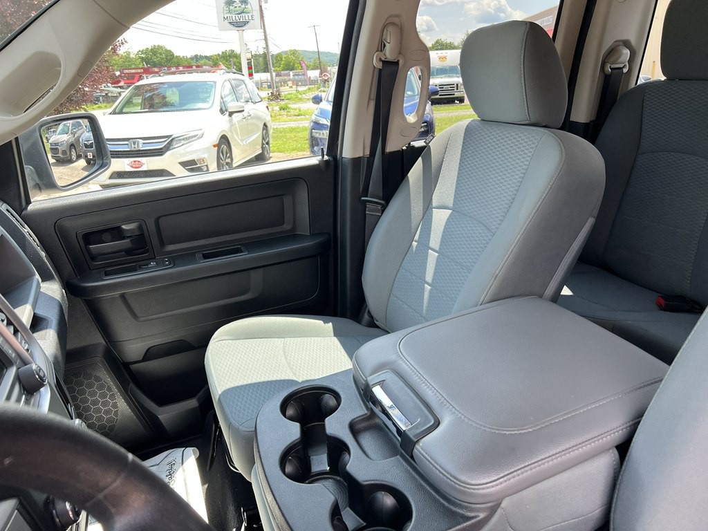 2016 RAM 1500 Image 11