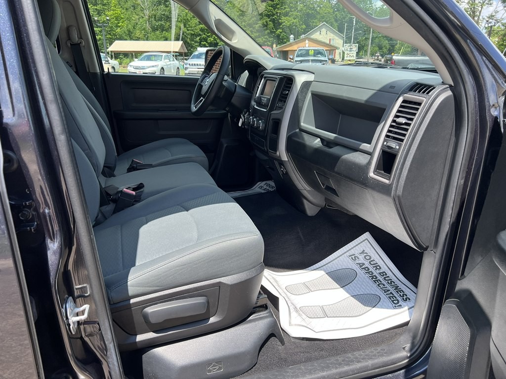 2016 RAM 1500 Image 16