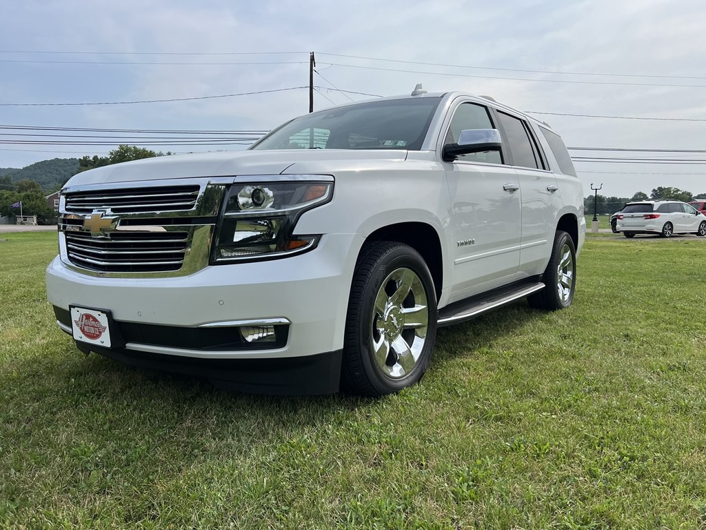 2017 Chevrolet Tahoe Image 2