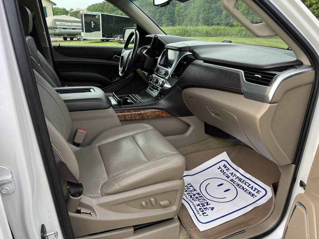 2017 Chevrolet Tahoe Image 17