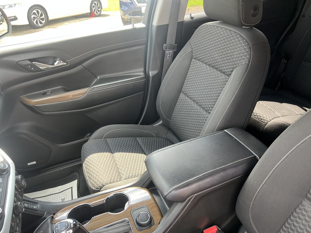 2019 GMC Acadia Image 9