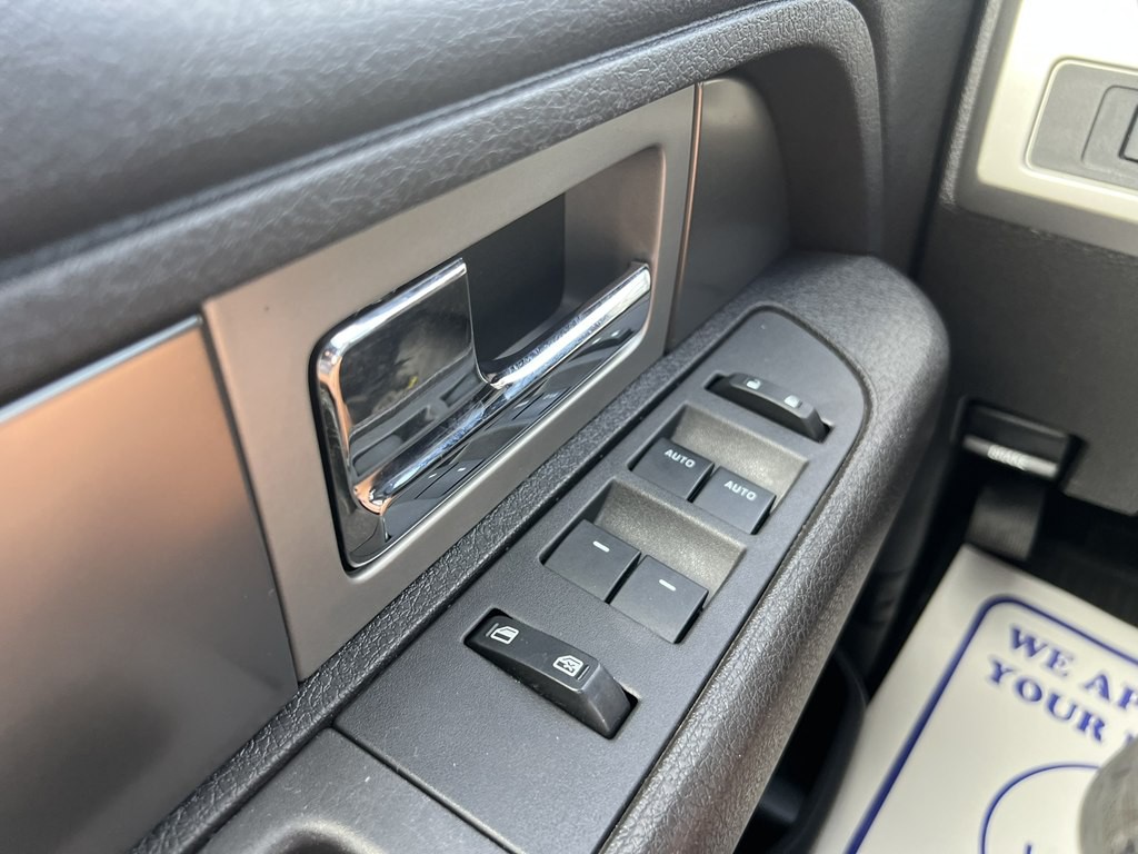 2013 Ford F-150 Image 11