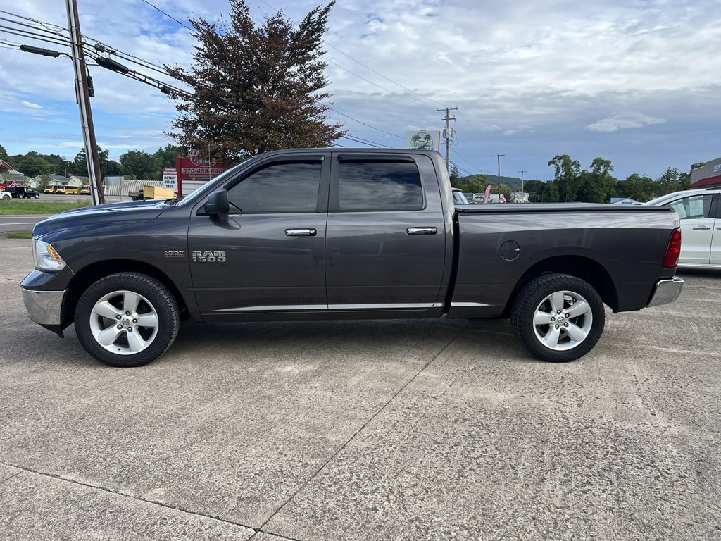 2016 RAM 1500 Image 1