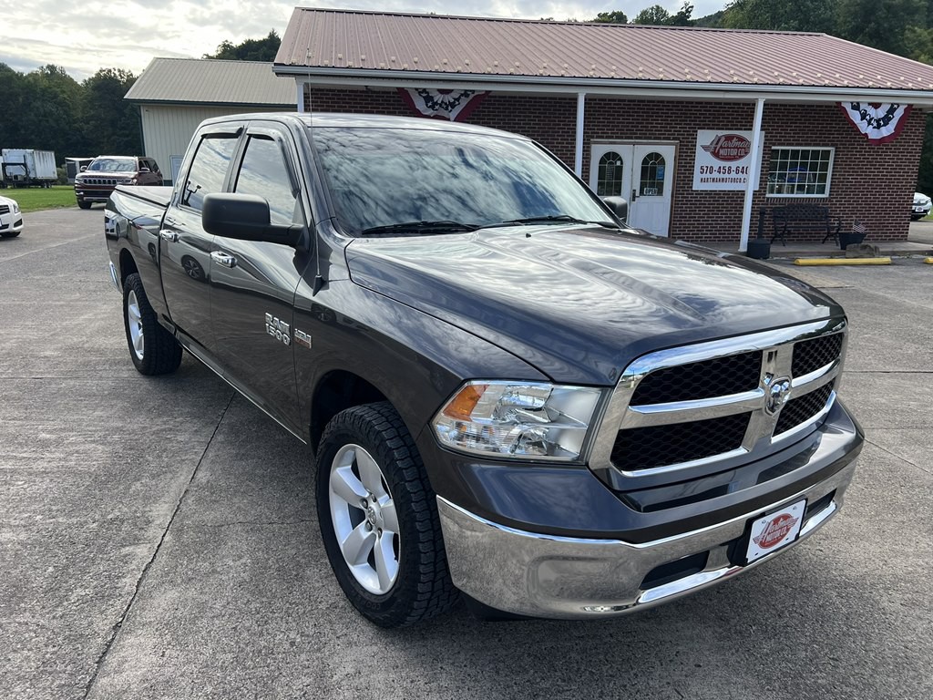 2016 RAM 1500 Image 2