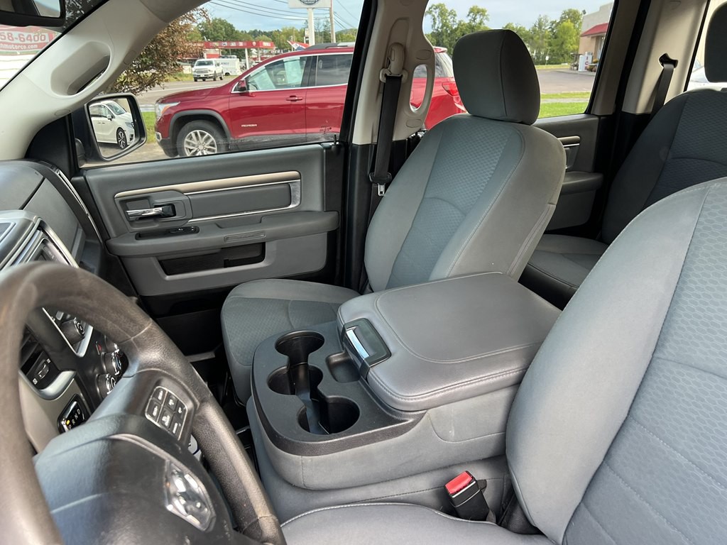2016 RAM 1500 Image 10