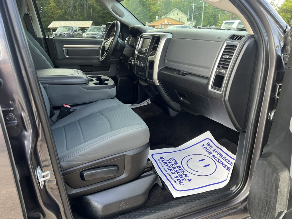 2016 RAM 1500 Image 13