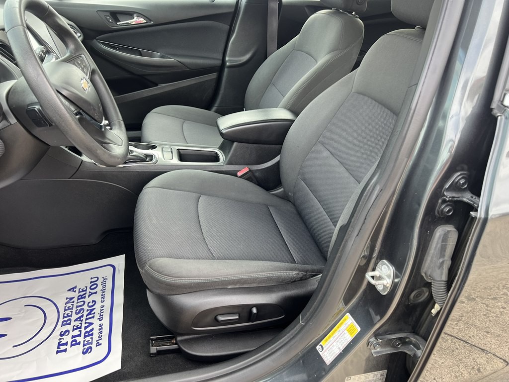 2017 Chevrolet Cruze Image 3