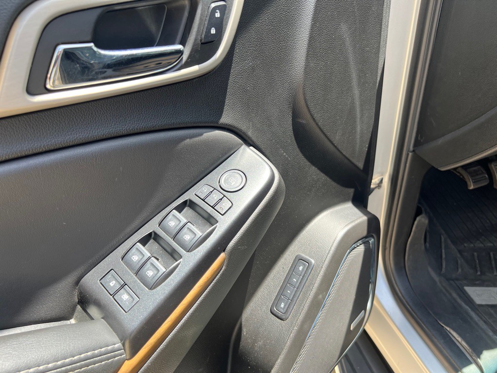 2020 GMC Yukon Image 12