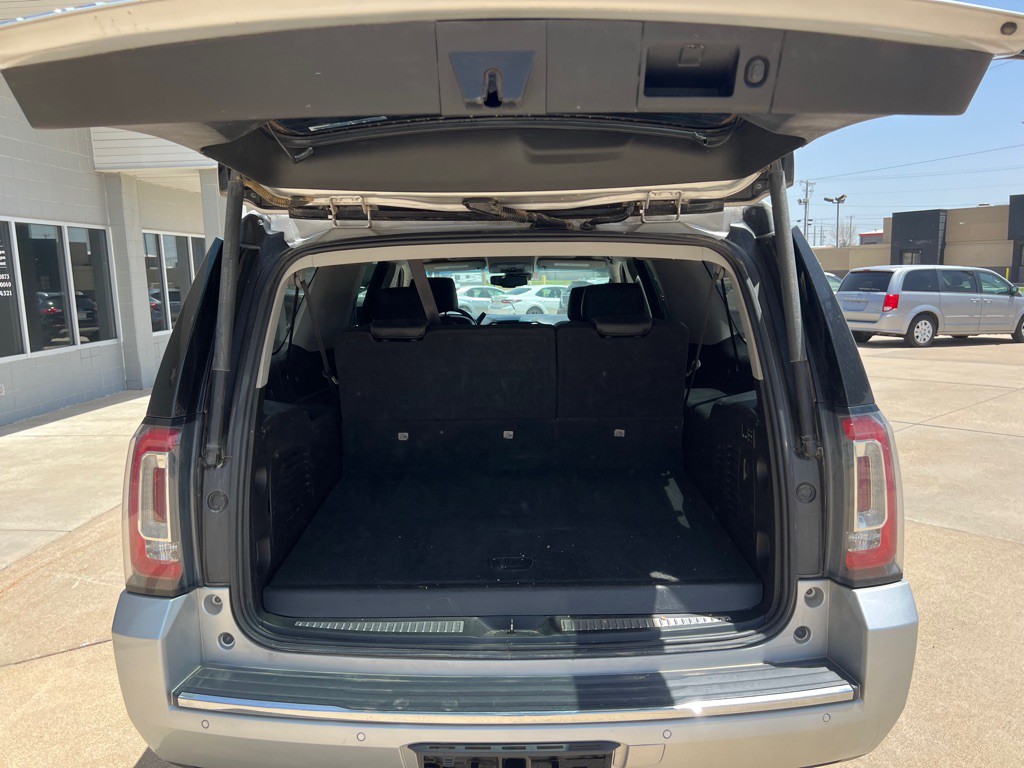 2020 GMC Yukon Image 24