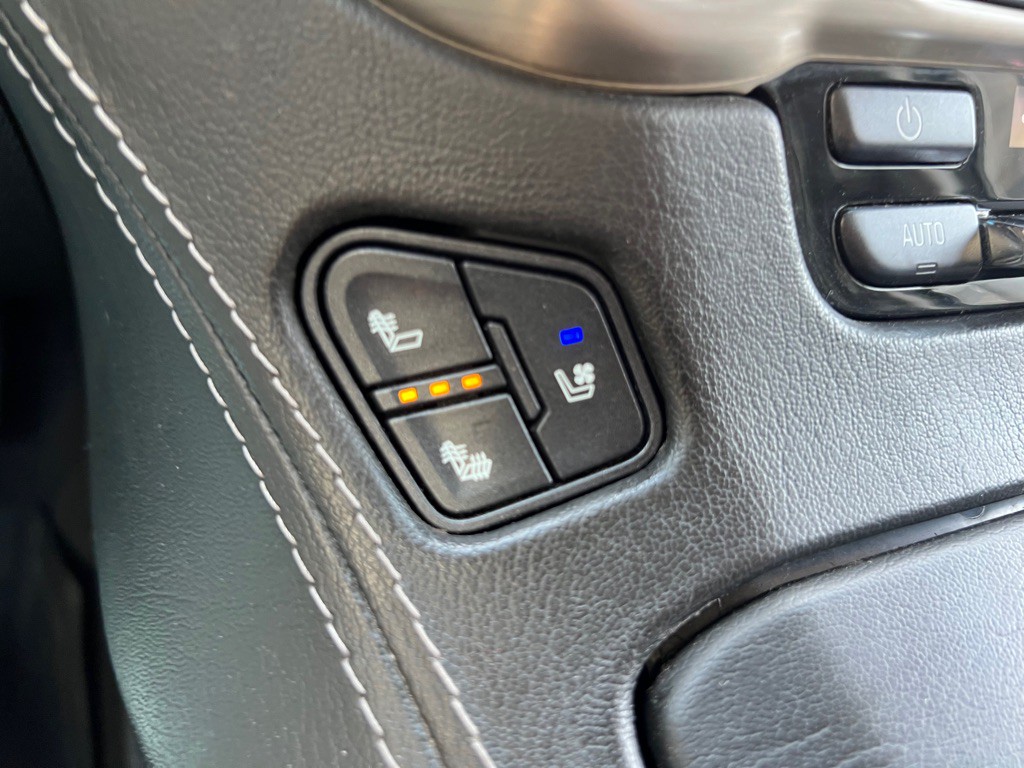 2020 GMC Yukon Image 30
