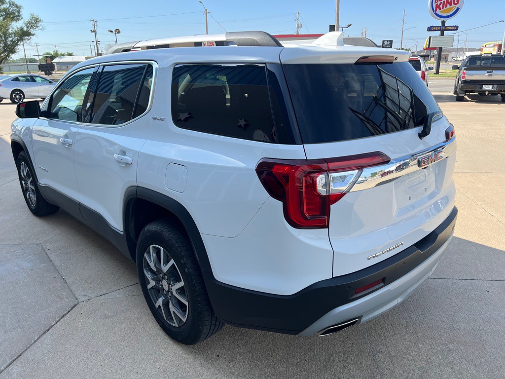 2023 GMC Acadia Image 6