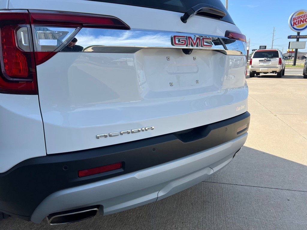 2023 GMC Acadia Image 7