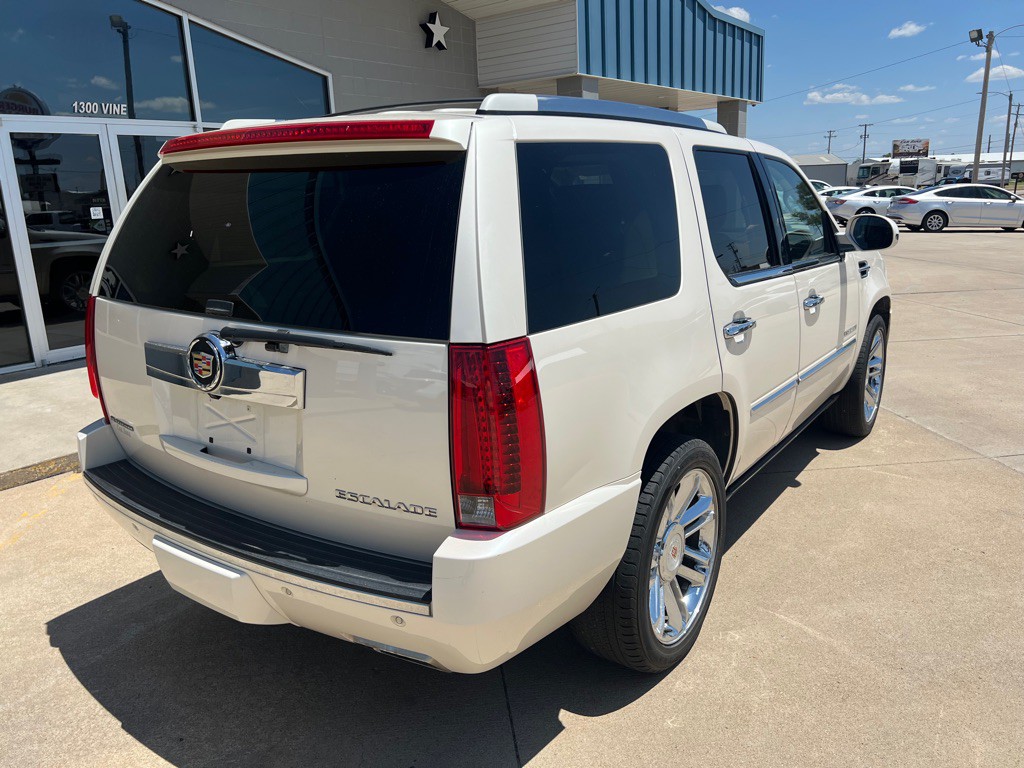 2014 Cadillac Escalade Image 6