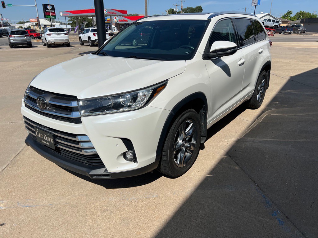 2019 Toyota Highlander Image 3