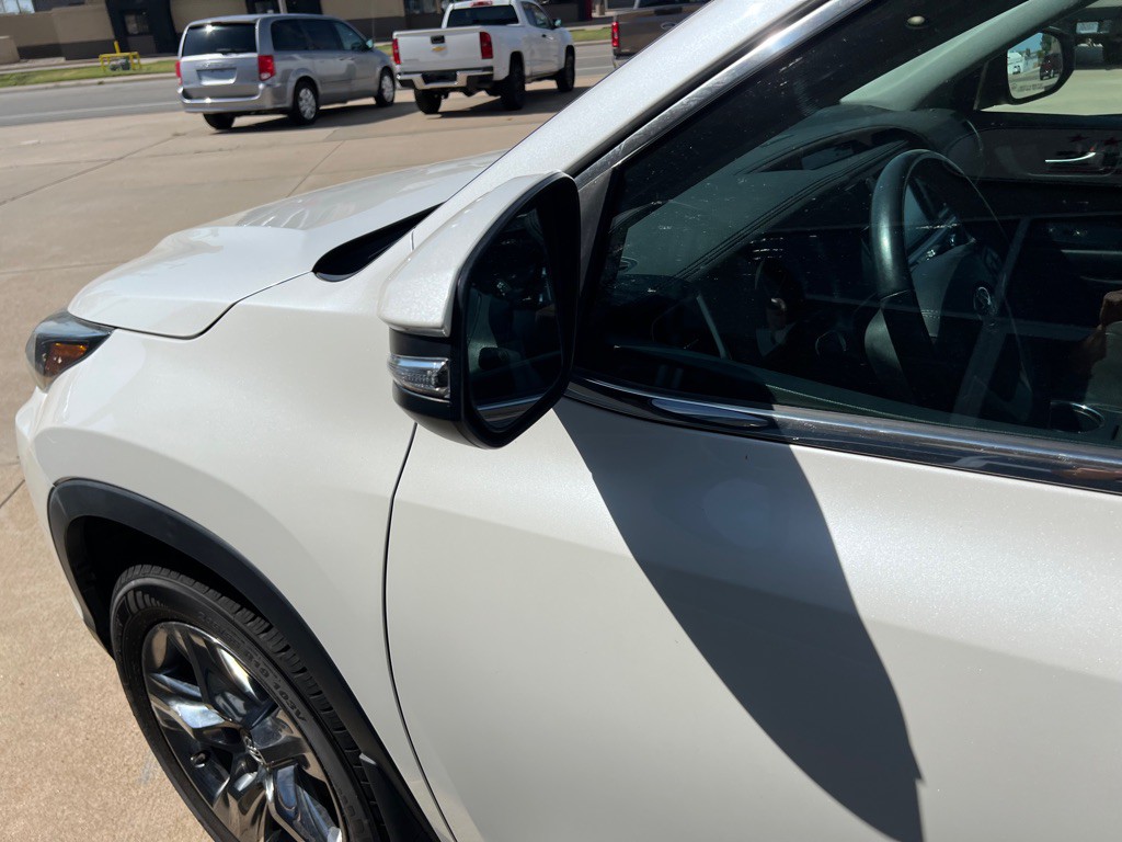 2019 Toyota Highlander Image 11