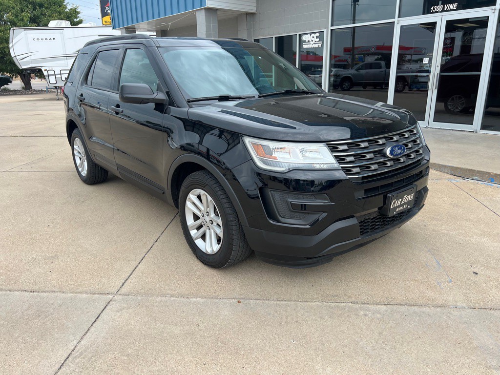 2017 Ford Explorer Image 3