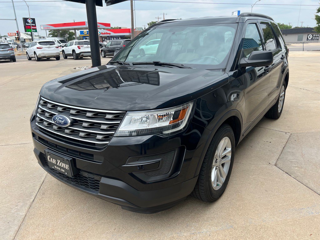 2017 Ford Explorer Image 4
