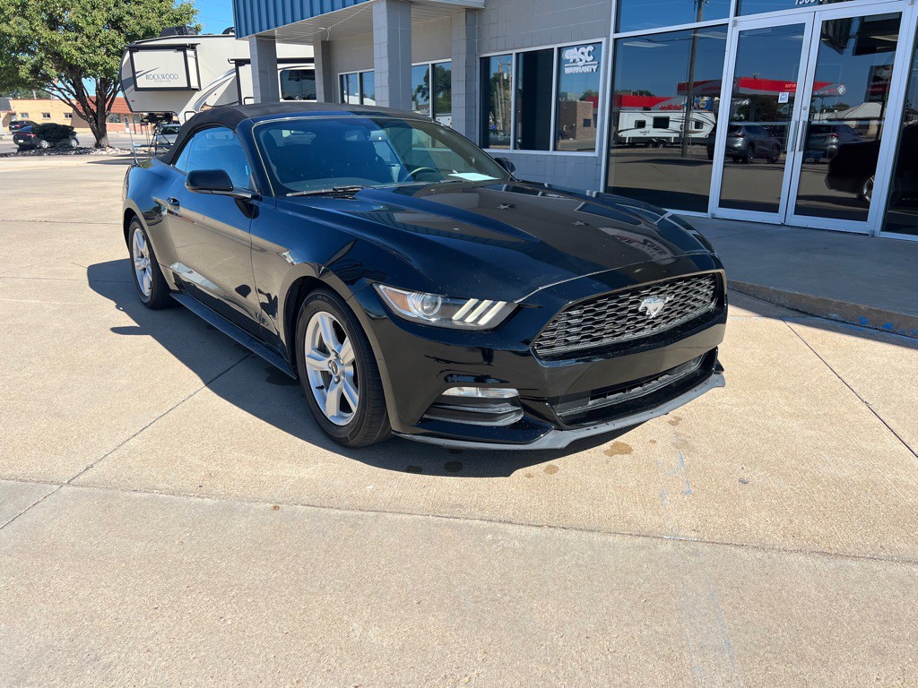 2017 Ford Mustang Image 3