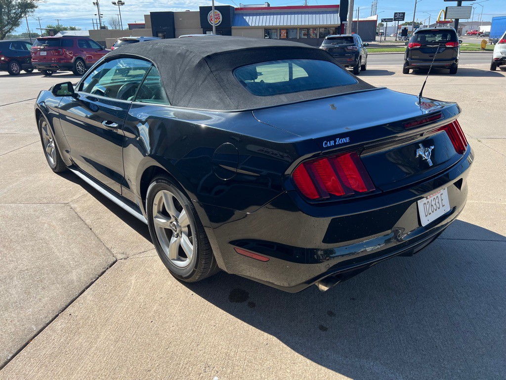2017 Ford Mustang Image 6