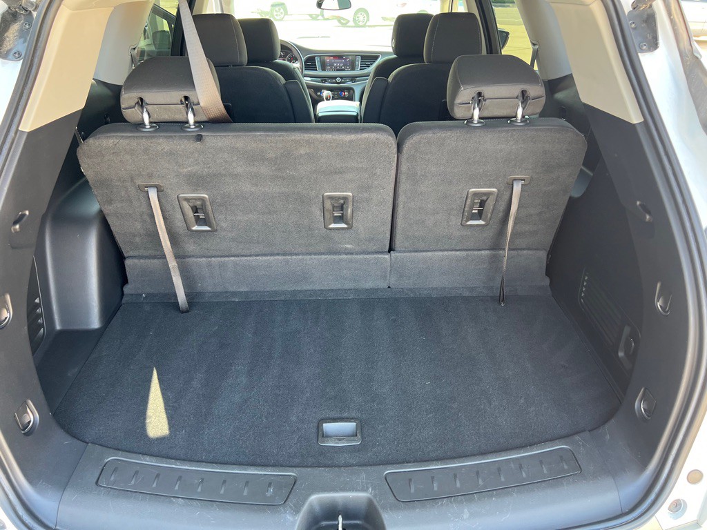 2021 Buick Enclave Image 19