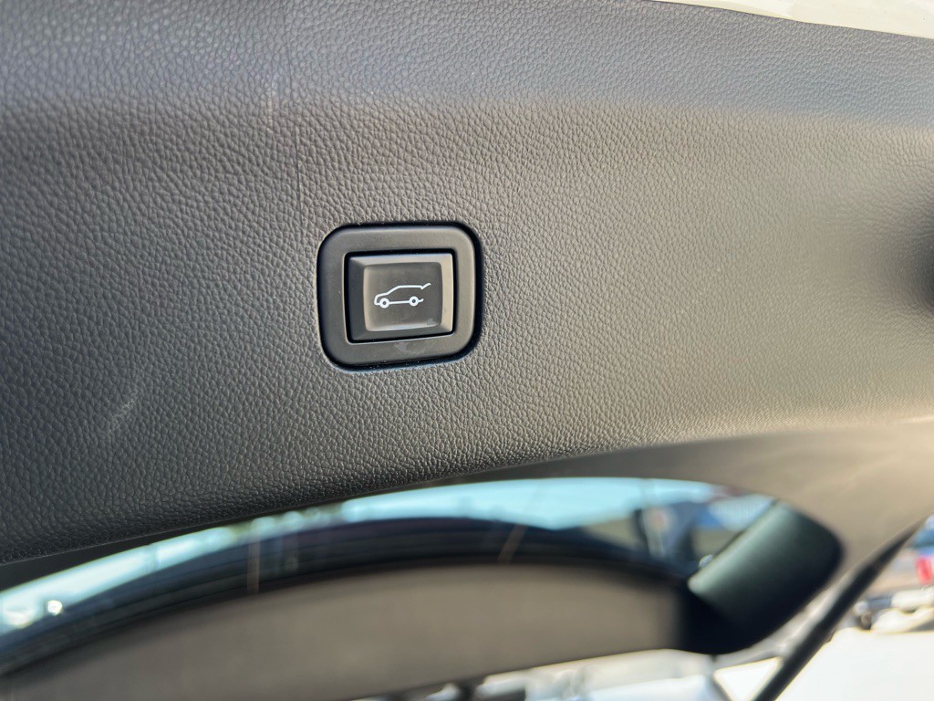 2021 Buick Enclave Image 21