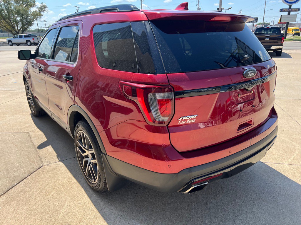 2017 Ford Explorer Image 5