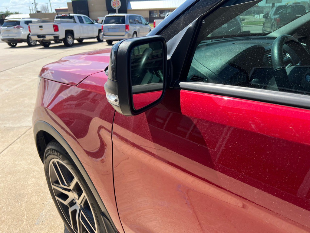 2017 Ford Explorer Image 13