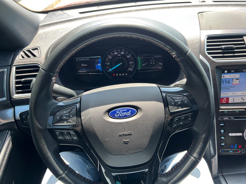 2017 Ford Explorer Image 29