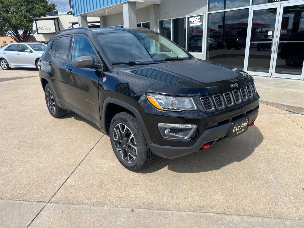 2020 Jeep Compass Image 2