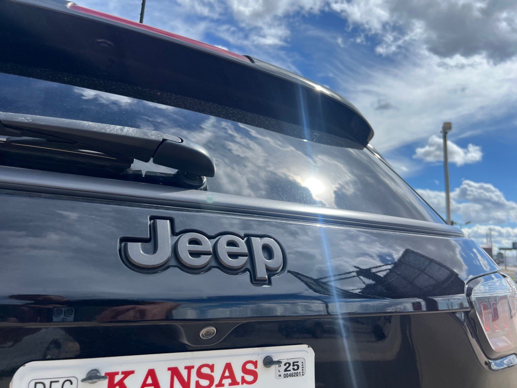 2020 Jeep Compass Image 8