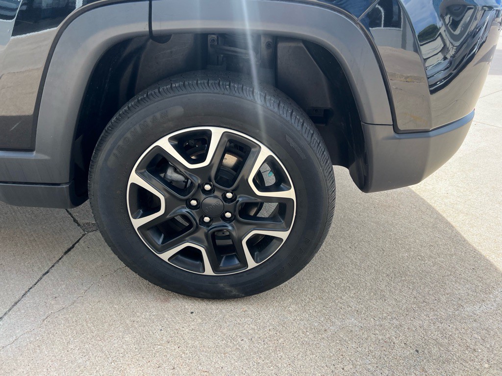 2020 Jeep Compass Image 10